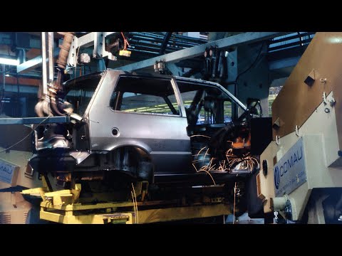 Fiat Uno, la vettura venuta dal futuro / Fiat Uno, the vehicle from the future