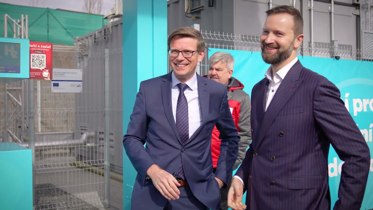 Otevření první samoobslužné veřejné plnicí stanice na vodík | Praha | 10.3.2023
