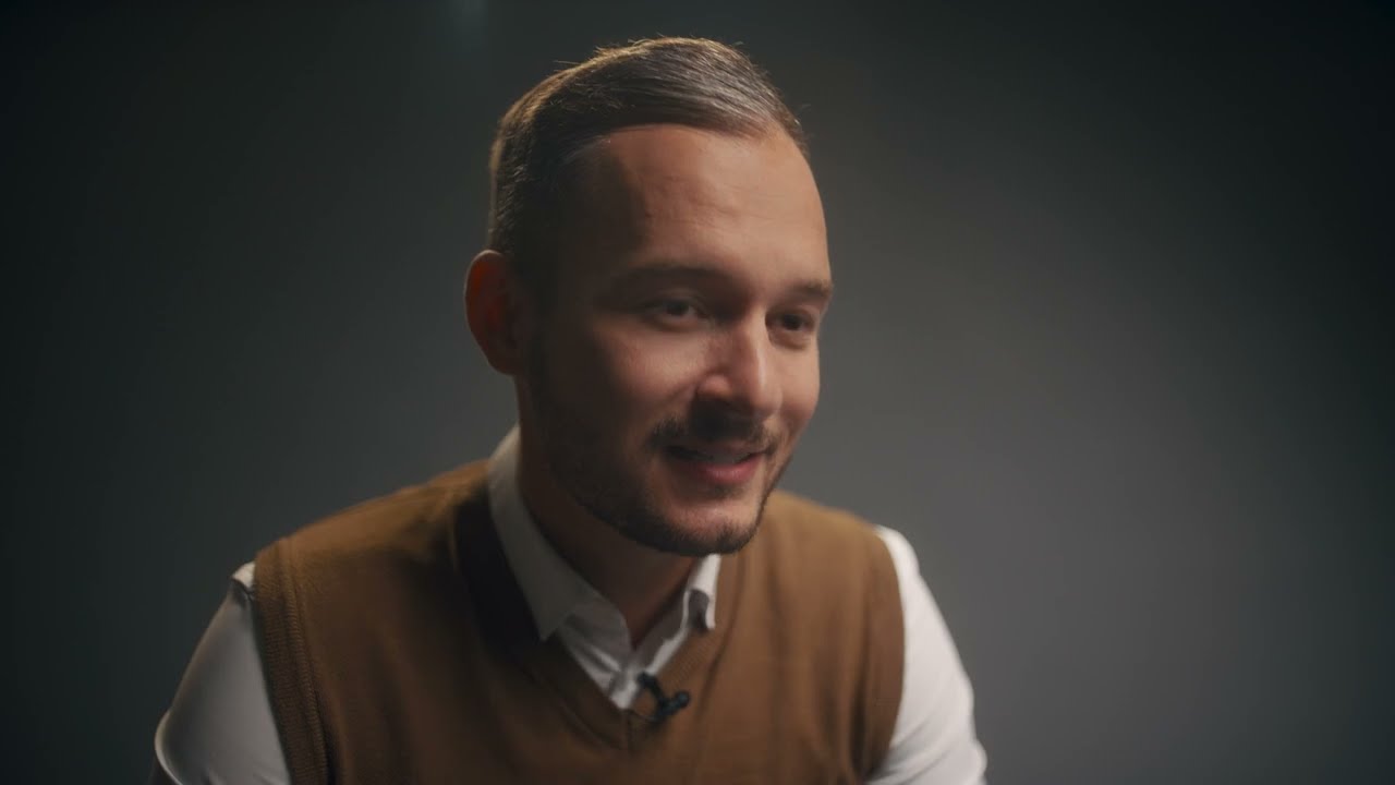 Neuropsychológ vysvetľuje radosť z jazdy (Škoda EV Smile Experiment)