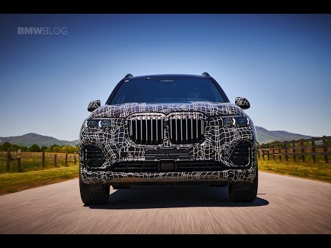 See the new BMW X7 prototype in motion