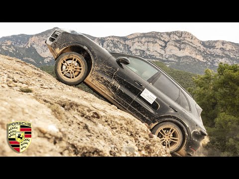 New Porsche Cayenne testing to the limit