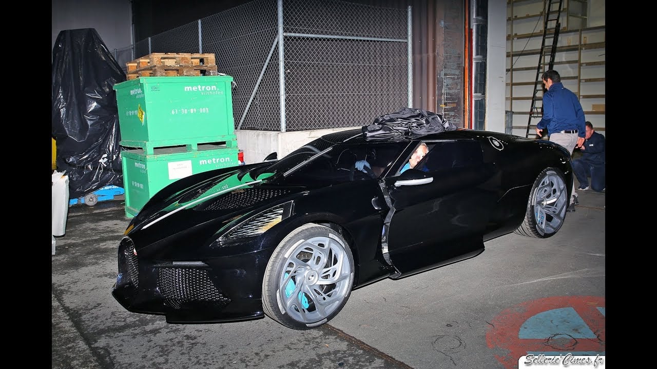 Bugatti La Voiture Noire - DRIVING outside the Geneva Motor Show