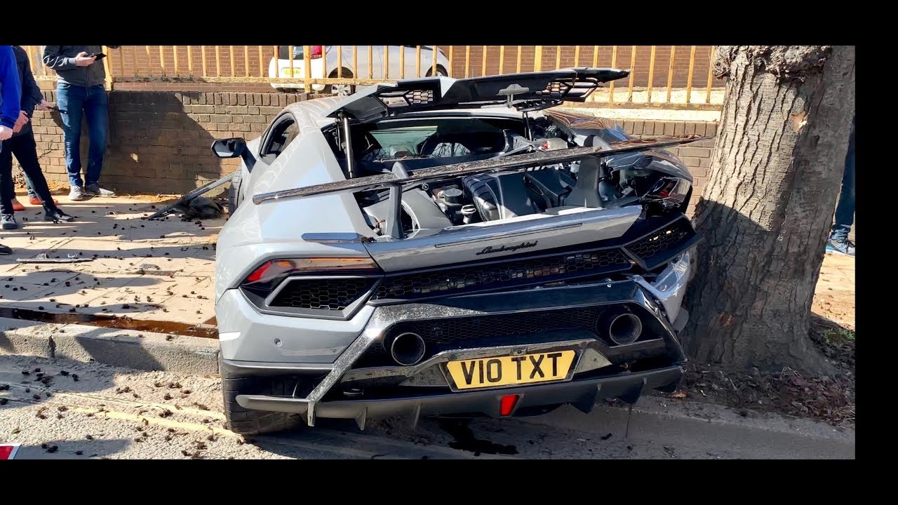 HUGE Lamborghini Huracan Performante Crash Leaving Supercars Meet, London
