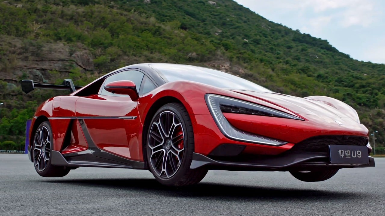 BYD Yangwang U9 – All Cutting-Edge Tech Features Showcase | EV Sports Car