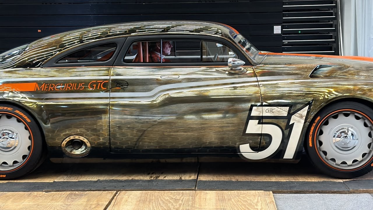 This 1951 Mercury cost $300,000 to build... and it's truly one of a kind 😳