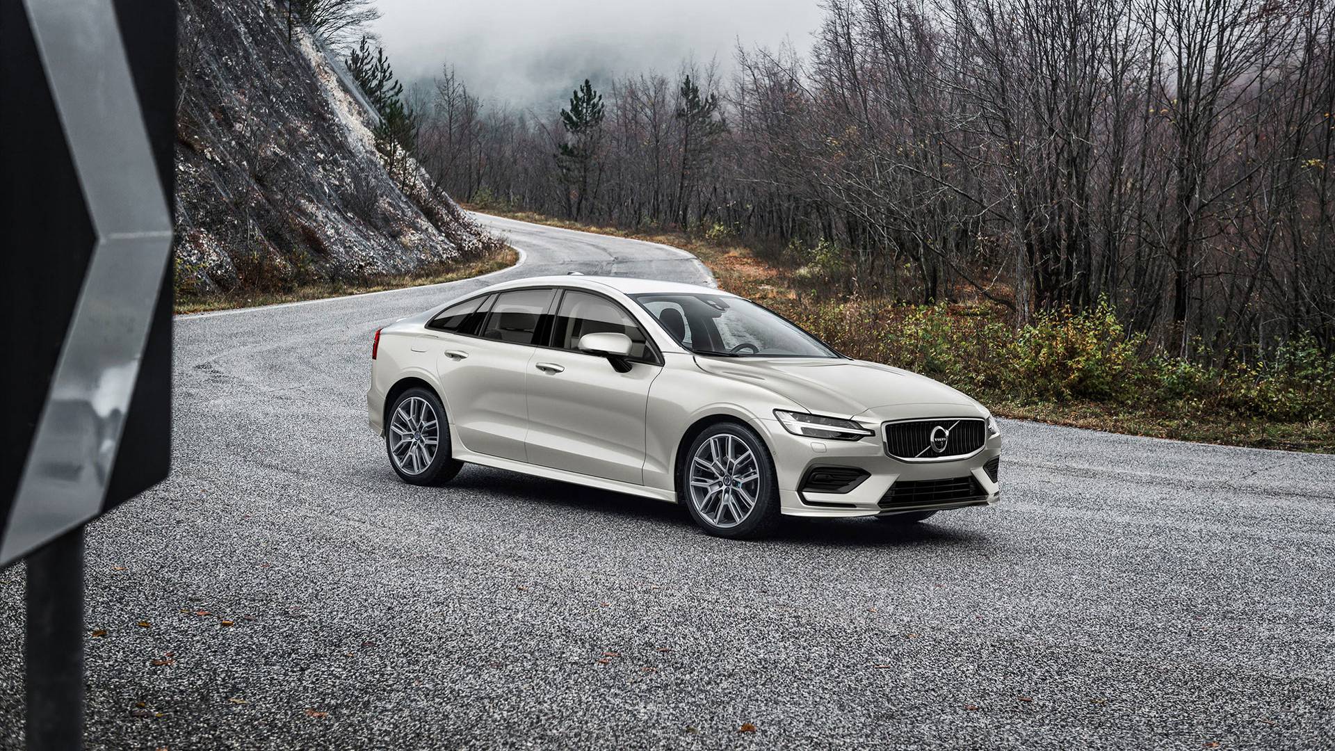 Volvo vyhlasuje koniec naftových motorov a v novom modeli S60 už ich nenájdete.