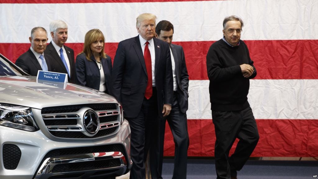 Donald Trump chce z USA vytlačiť nemecké automobilky!