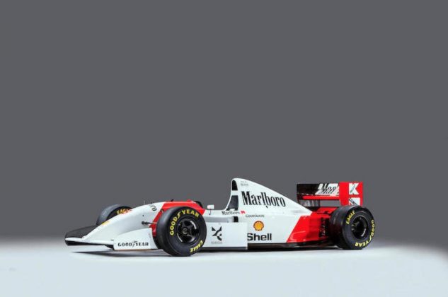 Ecclestone si kúpil monopost, na ktorom jazdil slávny Ayrton Senna.