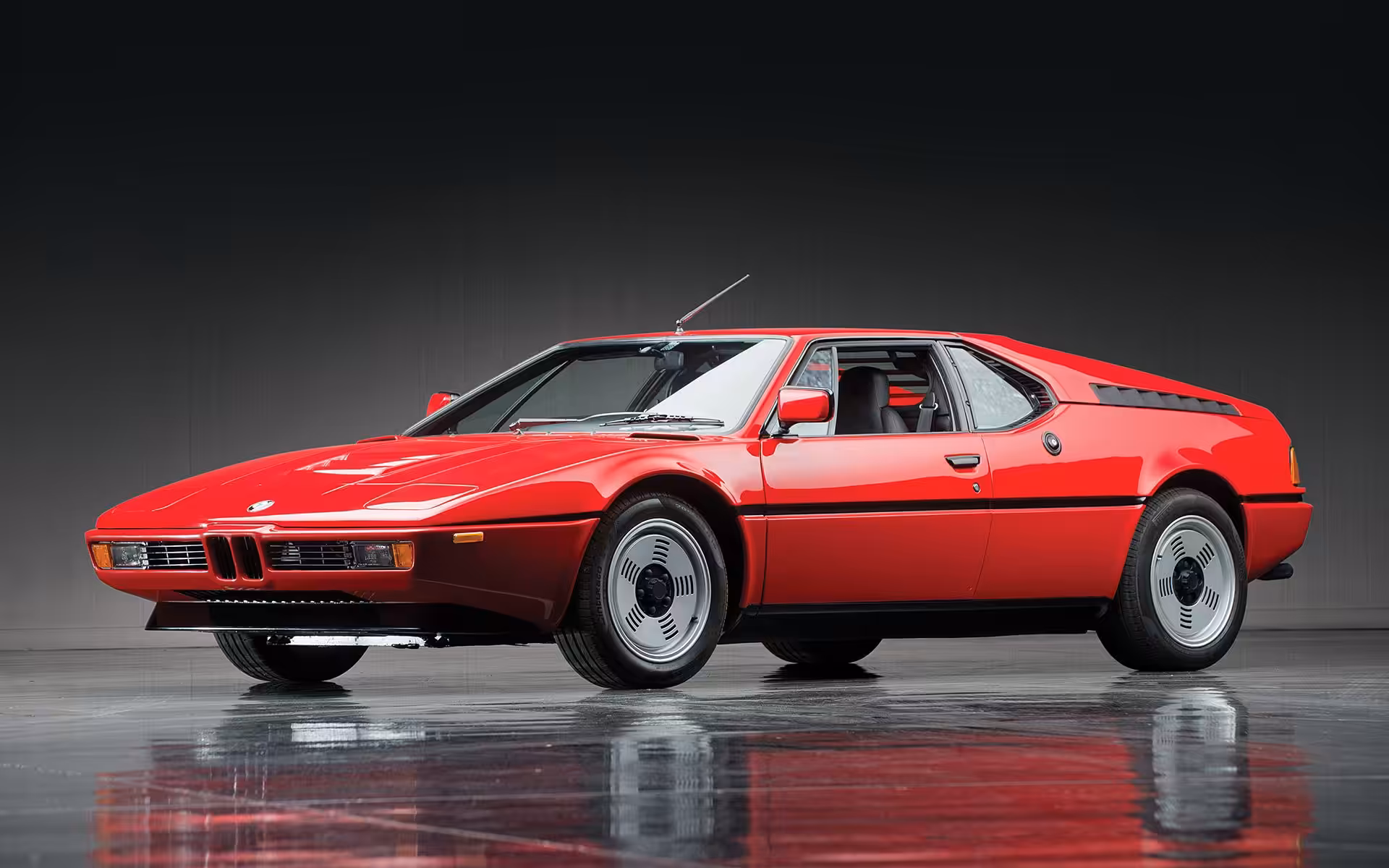 M1