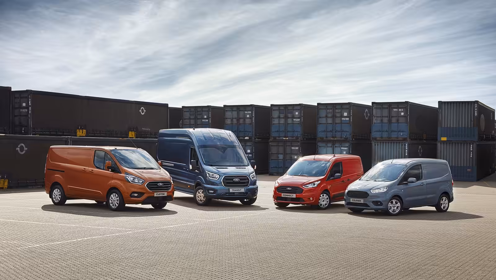 Ford v Hannoveri predstavil Transit plug-in hybrid a verziu Connect Sport