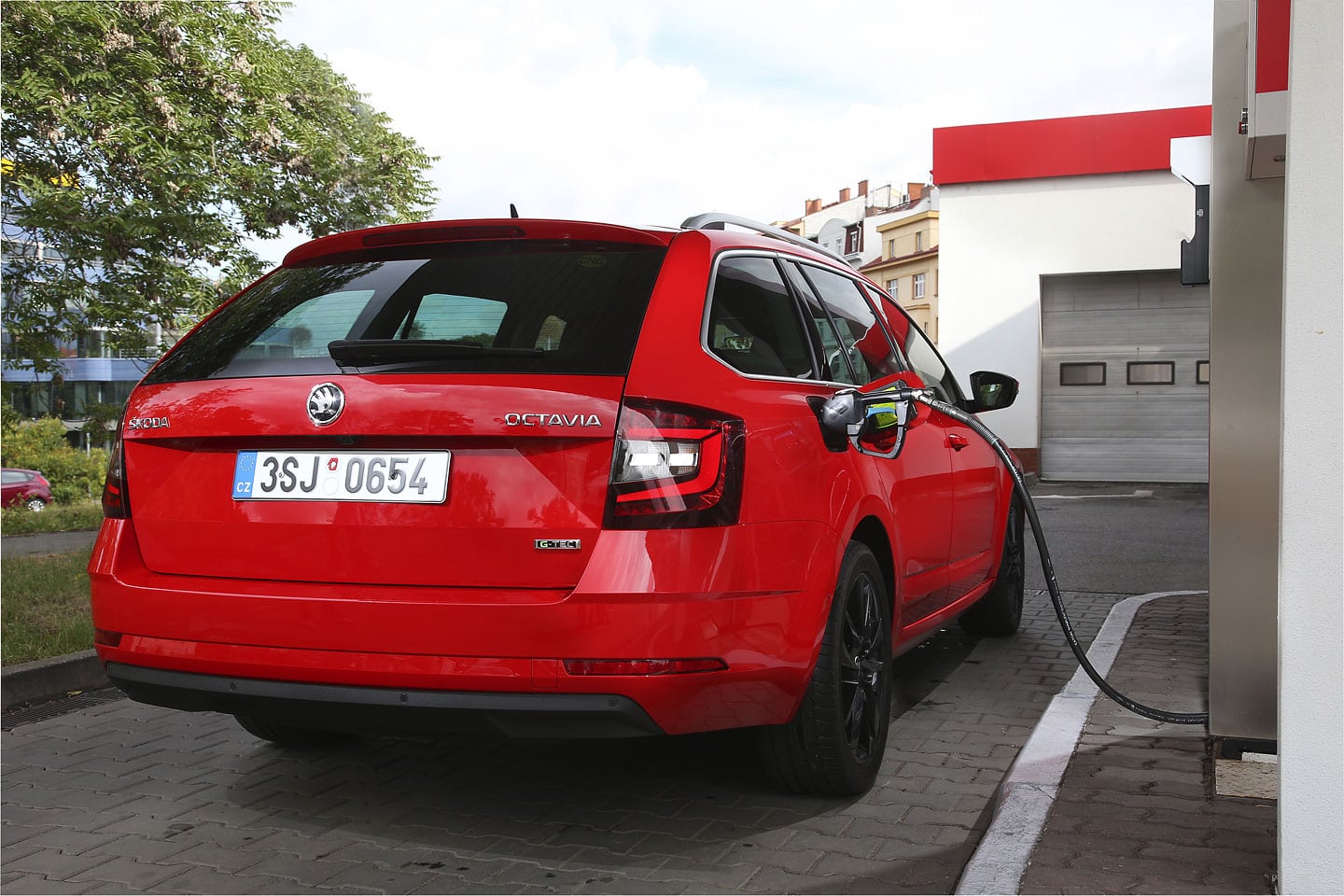 Škoda Octavia G-Tec: Modernizovaná, s väčšími nádržami a výhradne ako kombi