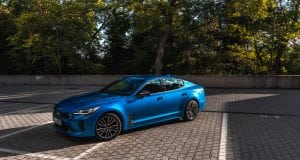 Test Kia Stinger 2.2 CRDi: Diaľničný krížnik, ktorému neodolá ani Porsche!