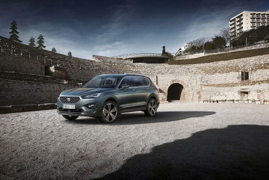 Seat predstavuje novú vlajkovú loď a konkurenta pre Kodiaq: SUV Tarraco