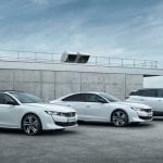 Peugeot predstavil nové plug-in hybridné ústrojenstvo. Čo prinesie skratka Hybrid4?