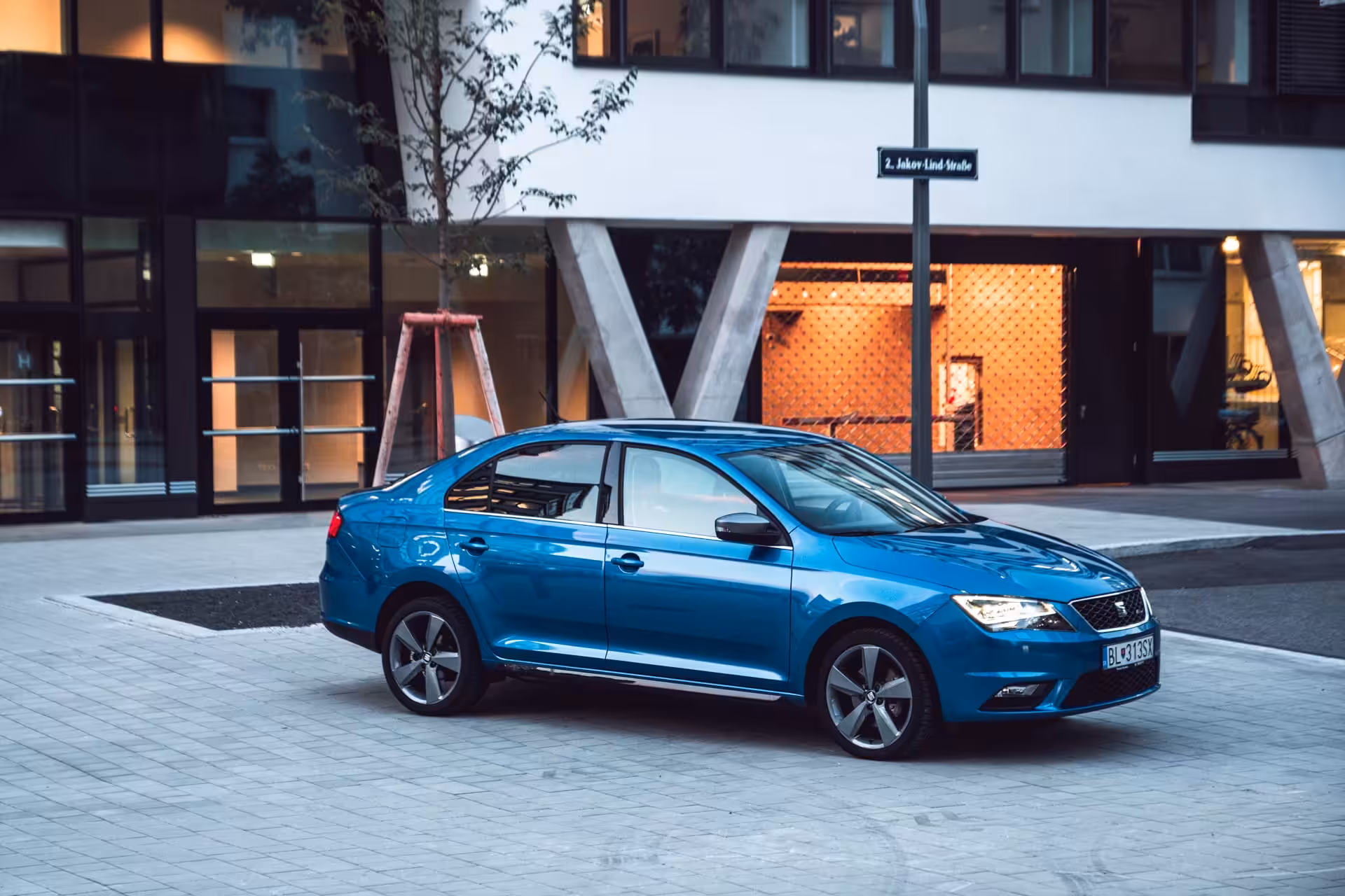 Test Seat Toledo FR 1,0 TSI, keď Rapid ťahá za kratší koniec!