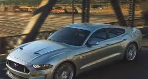 Ford chystá 4-dverový Mustang. Mohol by byť odpoveďou na rodinnú zábavu!