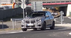 BMW už testuje novú generáciu X5 M! To však zďaleka nie je jediná novinka...