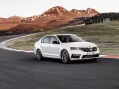 Príde budúca Škoda Octavia RS ako hybrid?