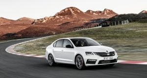 Príde budúca Škoda Octavia RS ako hybrid?