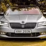 Dokonalý sleeper? Tento upravený Superb má rovnaký výkon, ako predošlé BMW M5!