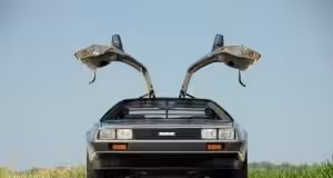 DeLorean DMC-12