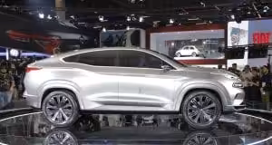 Fiat Fastback predstavený – podobnosť s BMW X4 sa nezaprie