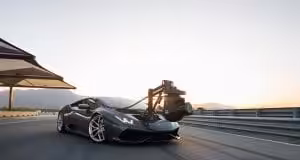 Najrýchlejšie vozidlo so vstavanou kamerou: Lamborghini HuraCAM