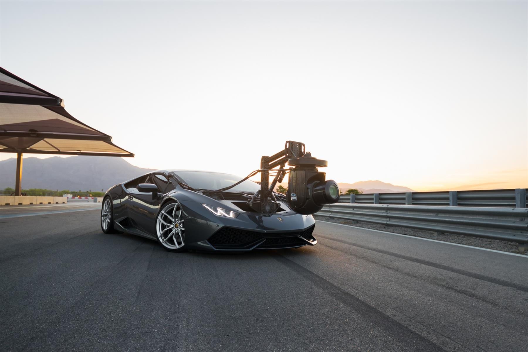 Najrýchlejšie vozidlo so vstavanou kamerou: Lamborghini HuraCAM