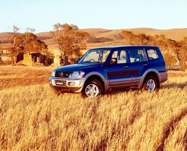 mitsubishi_pajero_gls_5-door_17 10 áut, ktoré to s názvom poriadne prepískli...