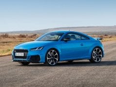 Jemne modernizované Audi TT RS prináša svieži vietor do plachiet