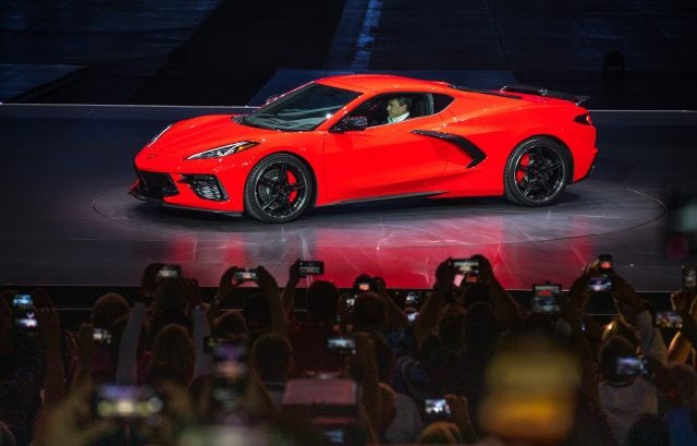 2020 Chevrolet Corvette Stingray Unveiled