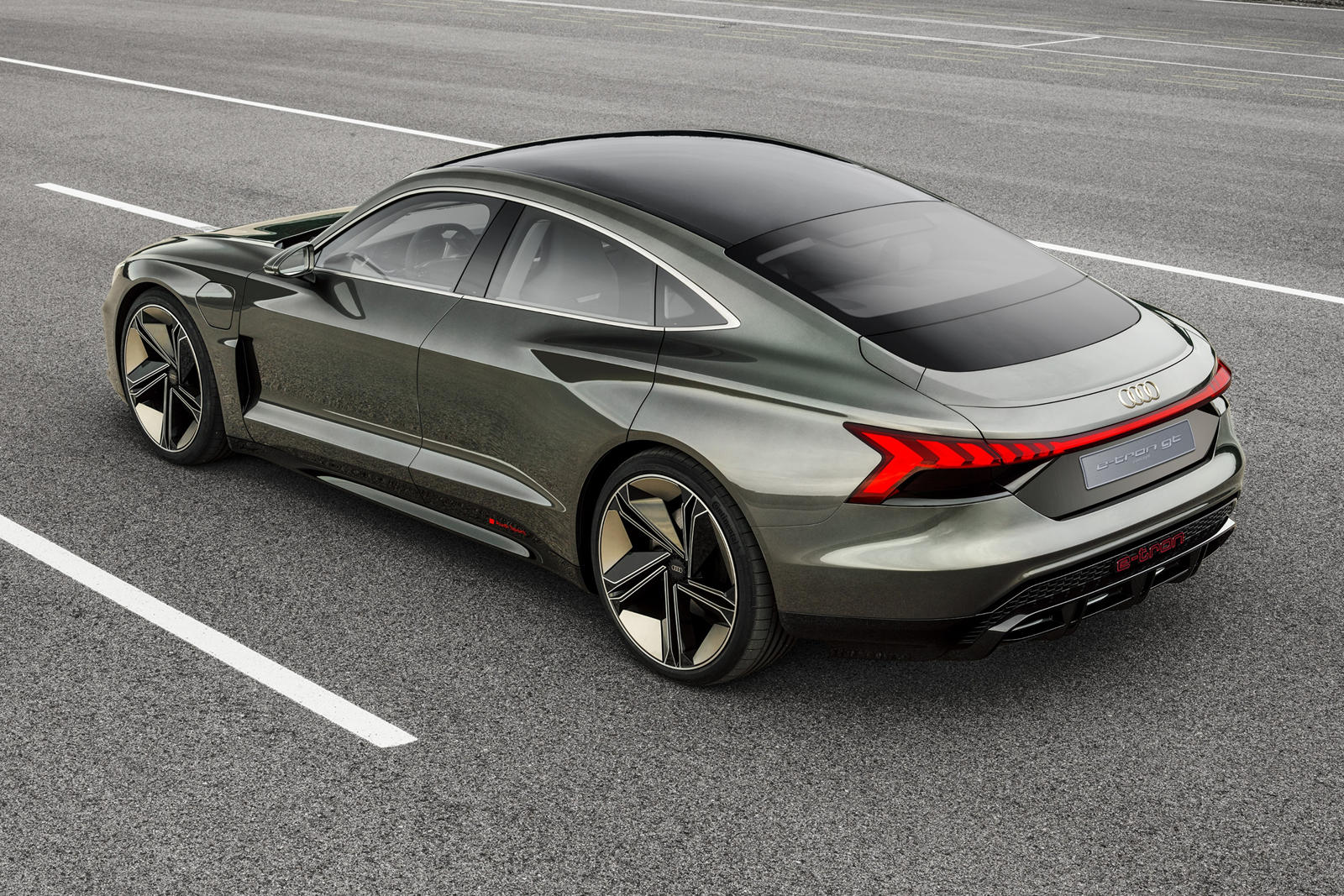 Jaguar a Mercedes majú nový dôvod obávať sa Audi