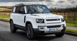 Land Rover Defender VS Ineos Grenadier