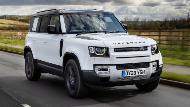 Land Rover Defender VS Ineos Grenadier