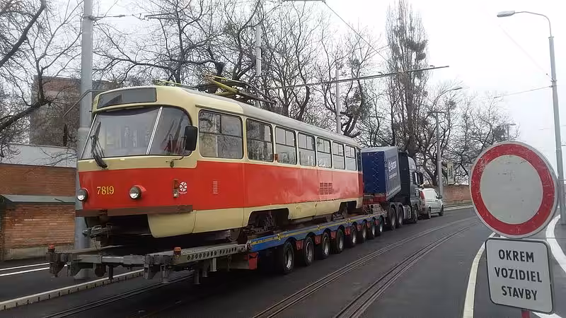 Električky premávajú po Bratislave už 125 rokov, verili by ste tomu?