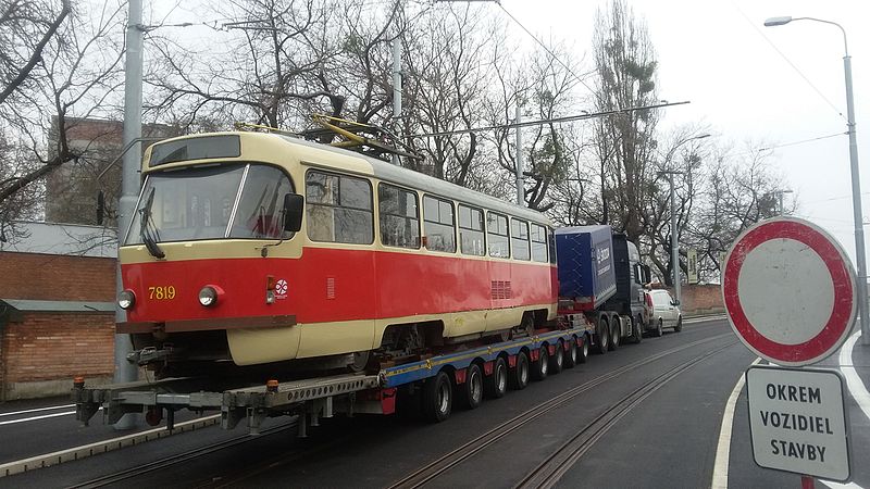 Električky premávajú po Bratislave už 125 rokov, verili by ste tomu?