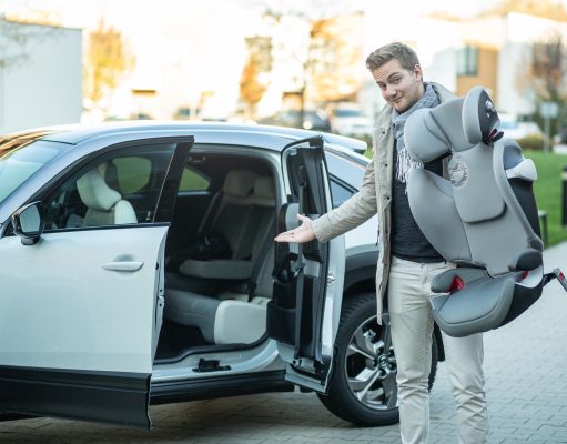 TEST Mazda MX-30, je praktická a zmestí sa tam vôbec detská sedačka?