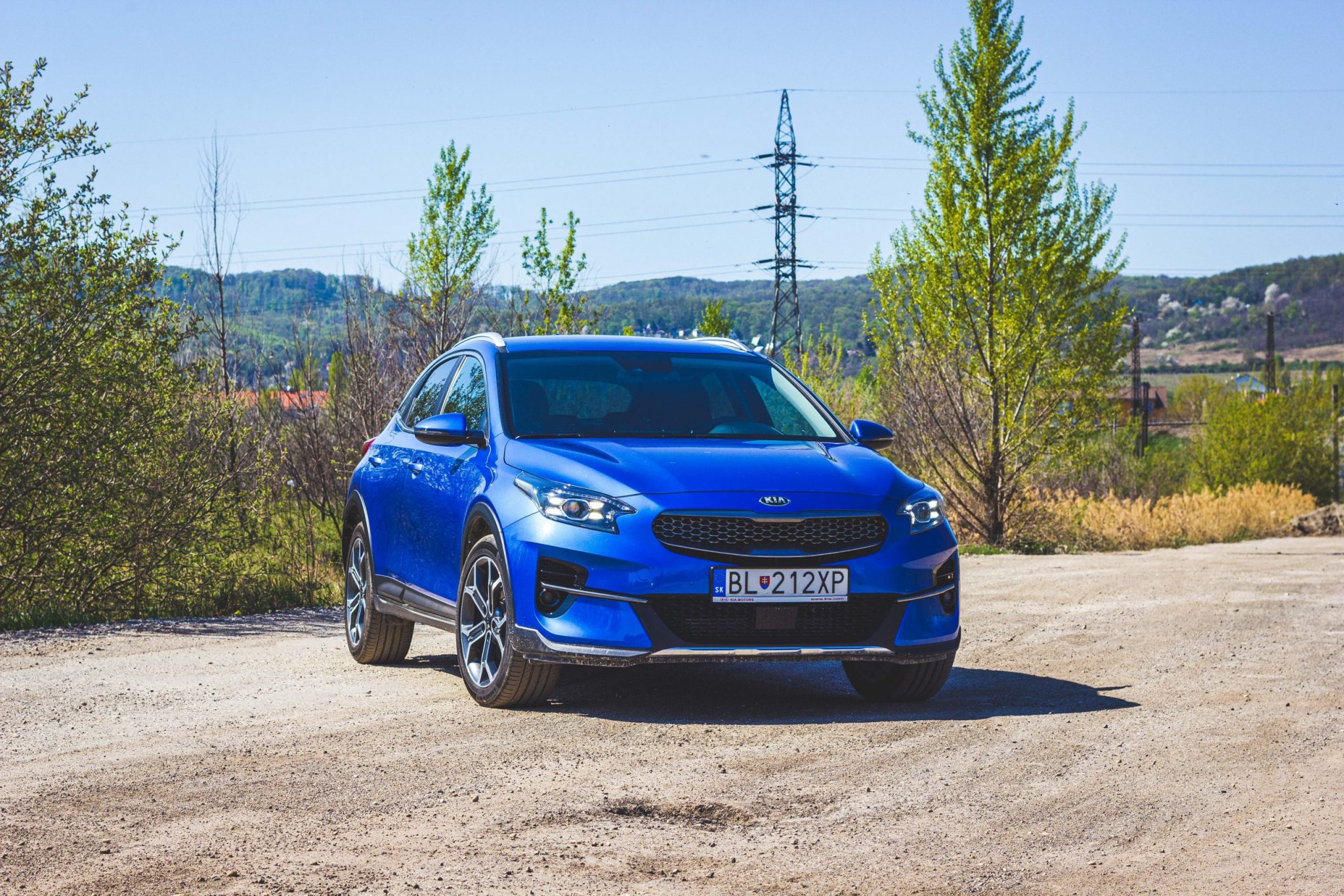 TEST Kia Xceed, nebojí sa jazdiť mimo zaužívaných pravidiel