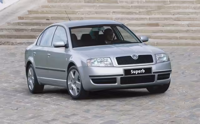 Skoda-Superb-2001-1600-06
