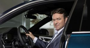 Ex-šéf Audi: Elektromobilita prinesie zdraženie áut rádovo o tisíce eur