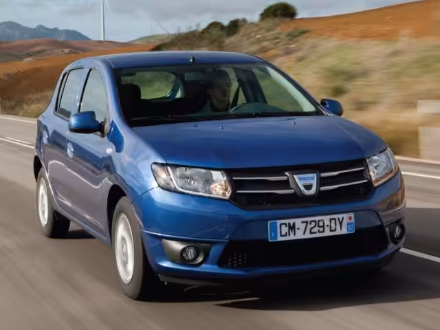dacia_sandero_laureate_359_03380250066b04d0 Týmto sa radšej vyhnite: TÜV ukázal tie najporuchovejšie malé autá