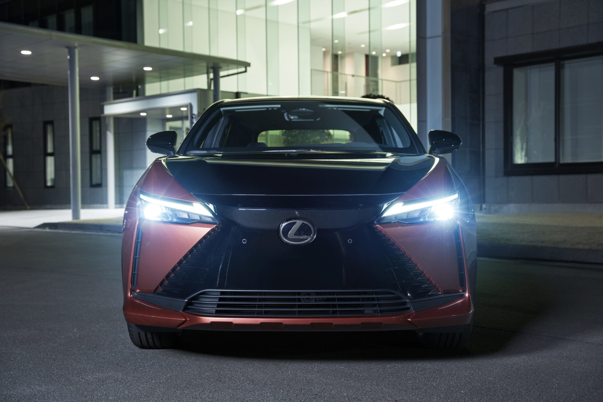 Lexus RZ 450e