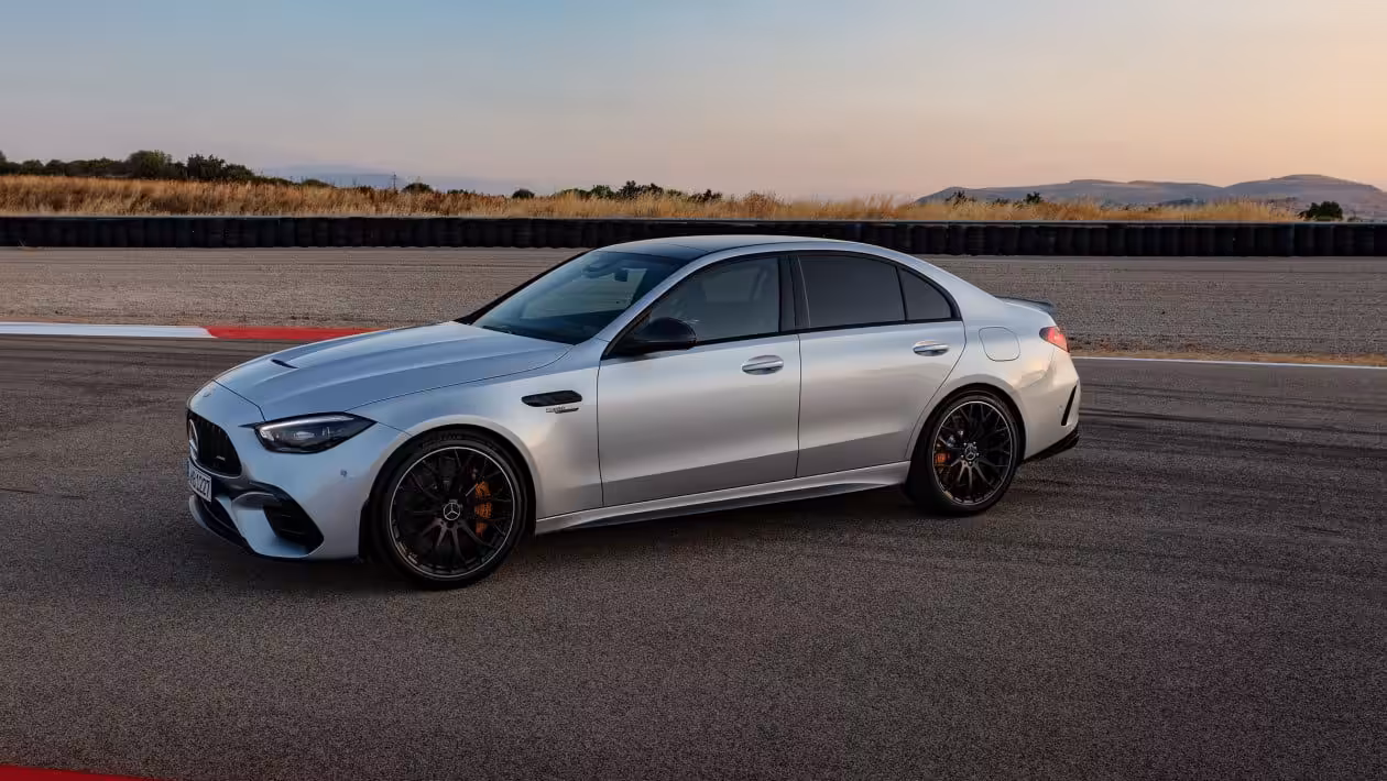 Mercedes-AMG C63 S E Performance