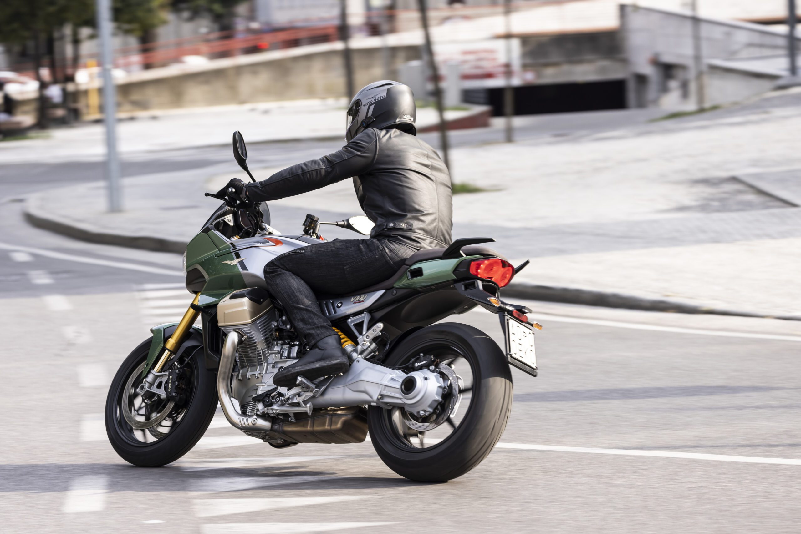 Moto Guzzi V100 Mandello