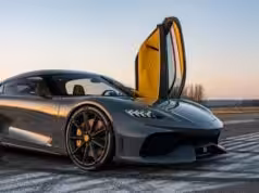 2023 bude rokom, kedy prestaneme vtipkovať na účet trojvalcov Koenigsegg Gemera