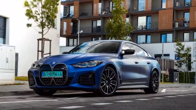 bmw-i4m50-2022-DCMI-1