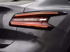 Mizéria u protinožcov. Najstaršia značka odchádza z trhu