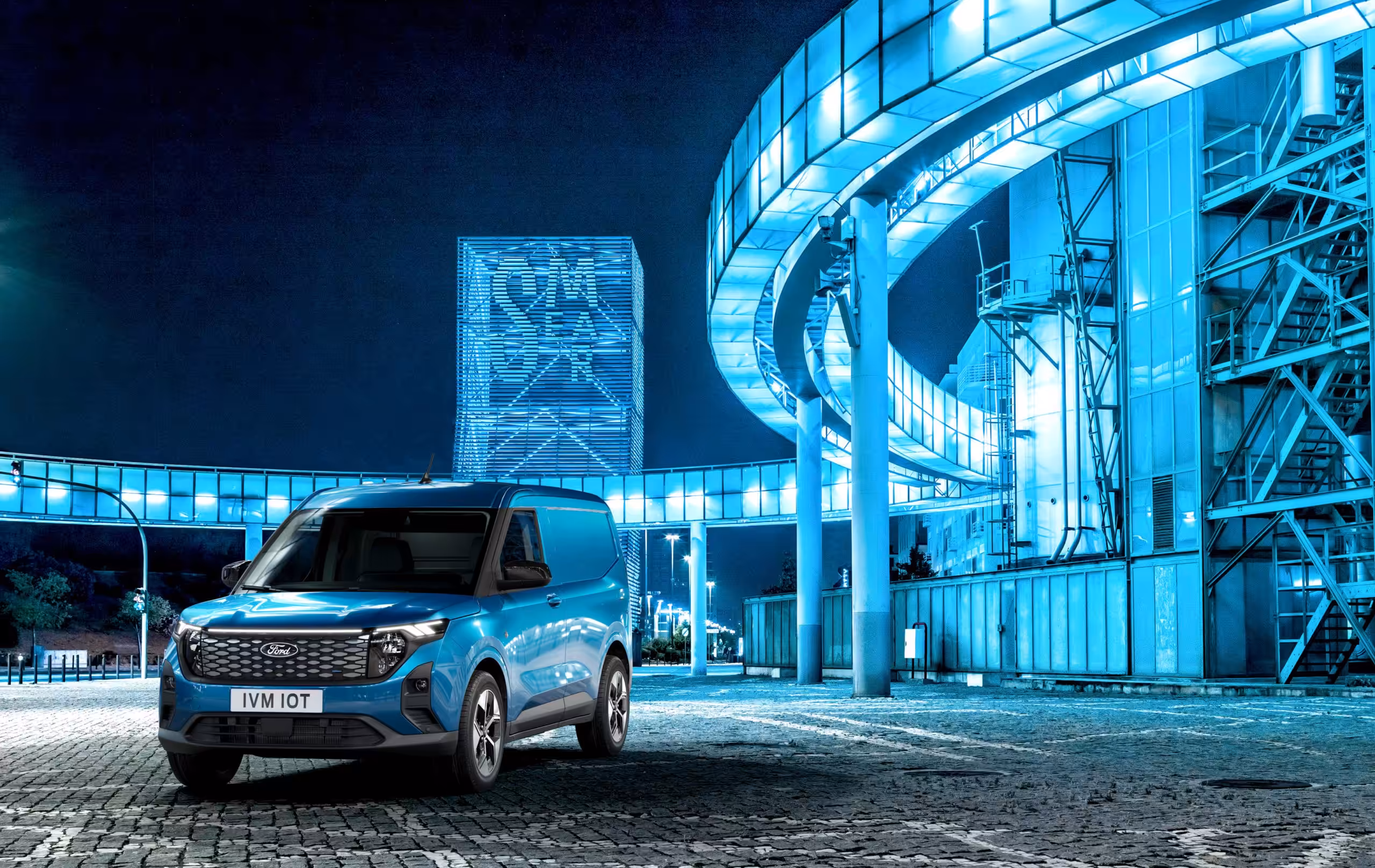 Ford E-Transit Courier