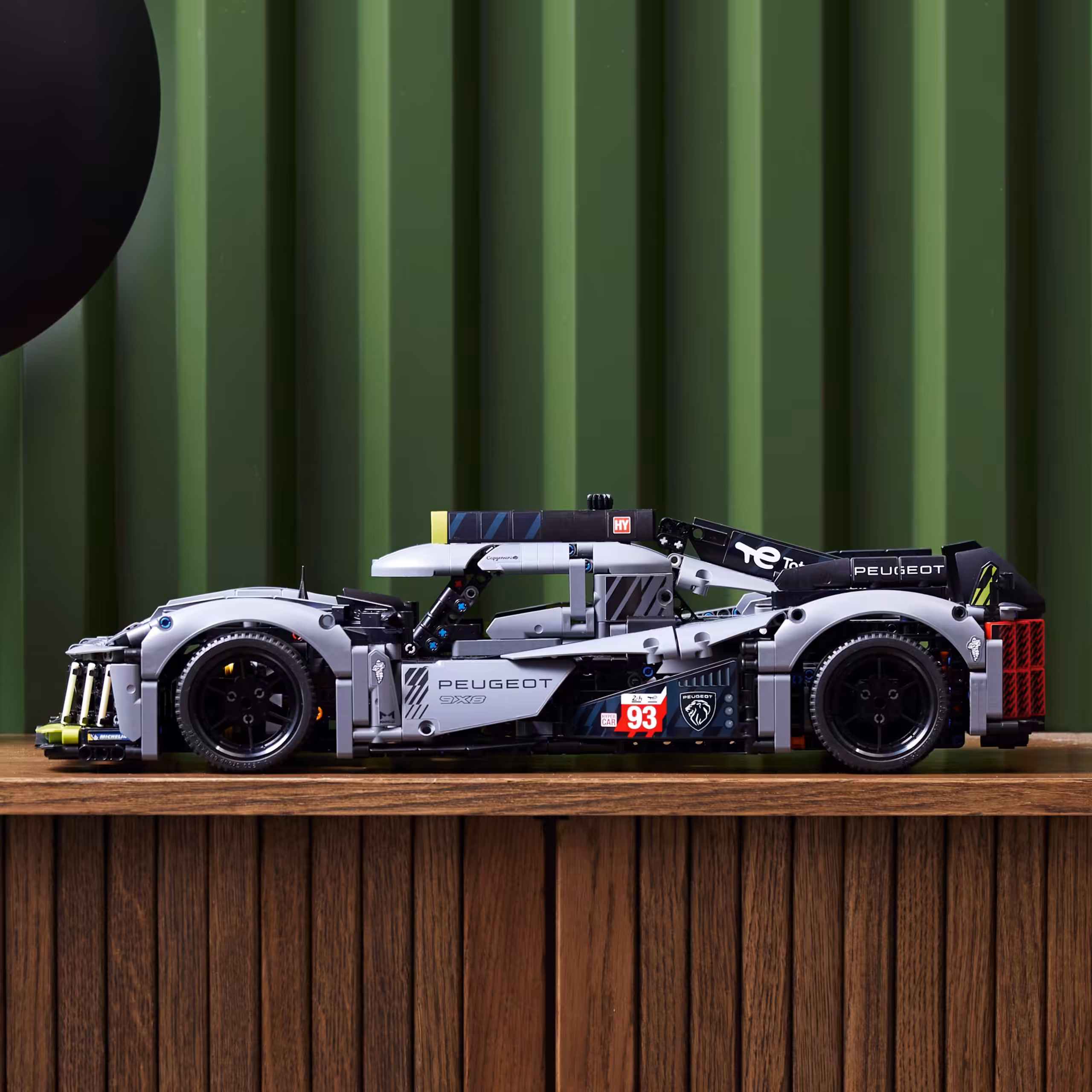 LEGO Peugeot 9X8
