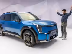PRVÉ DOJMY: KIA EV9 – toto dokáže so sedadlami, nahradí MPV?